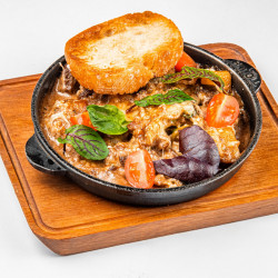 Скоблянка с телятиной и свининой